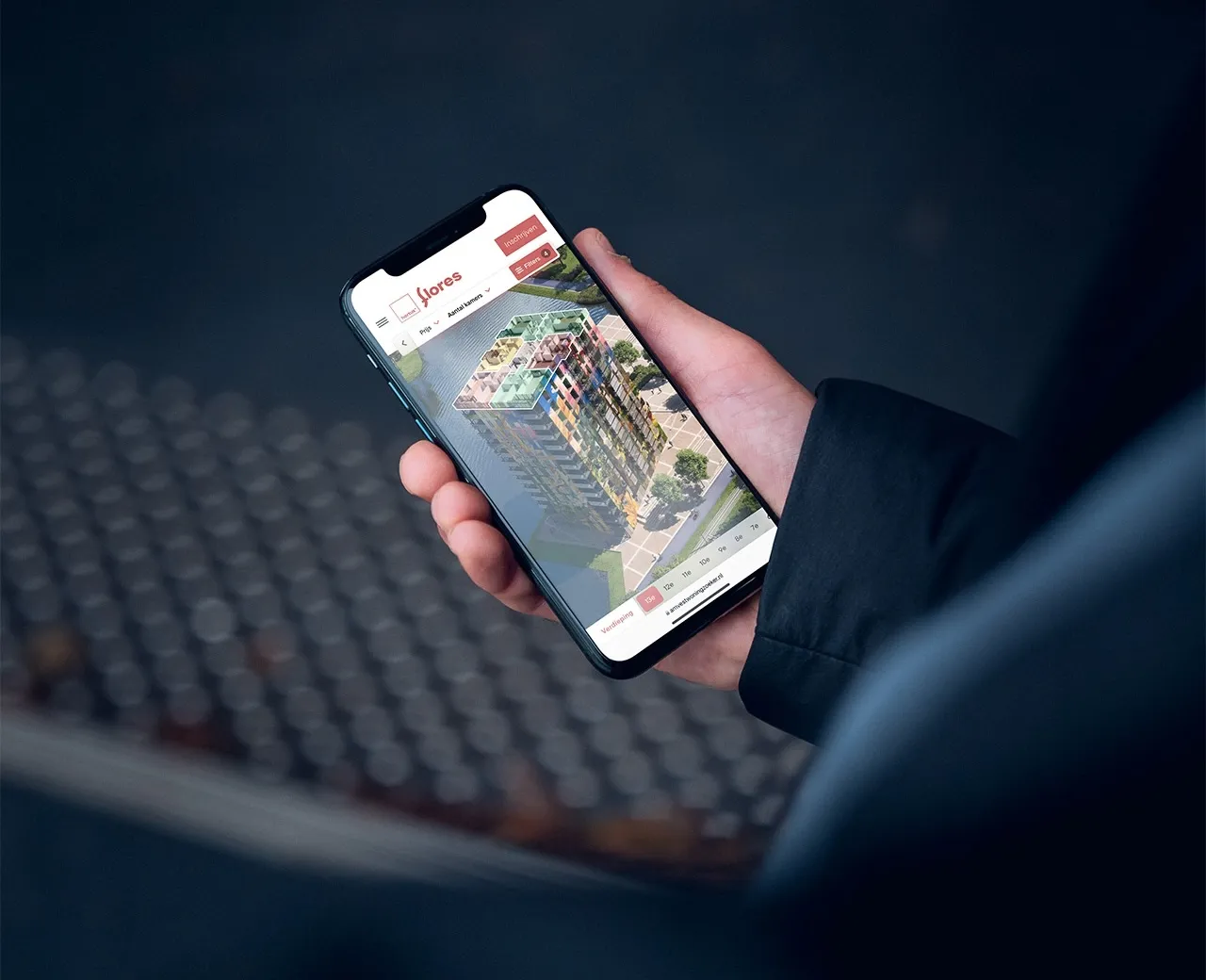 Mobile house finder view